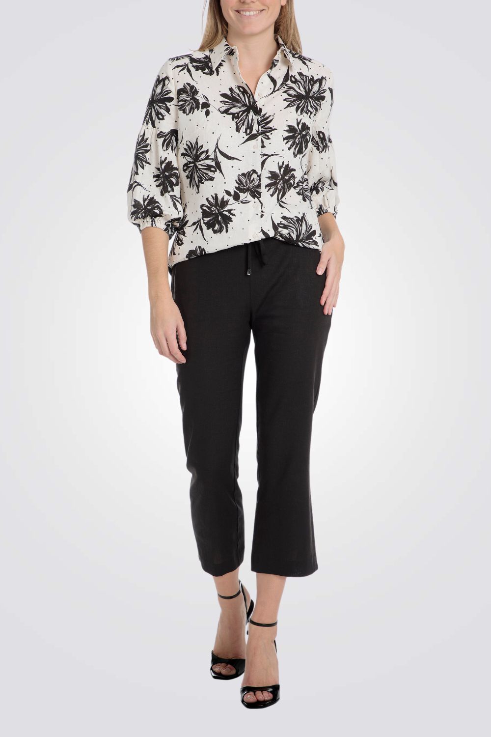 מכנסי 7/8 בצבע שחור