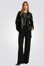 ג'קט דמוי עור לנשים בצבע שחור | מורגן 