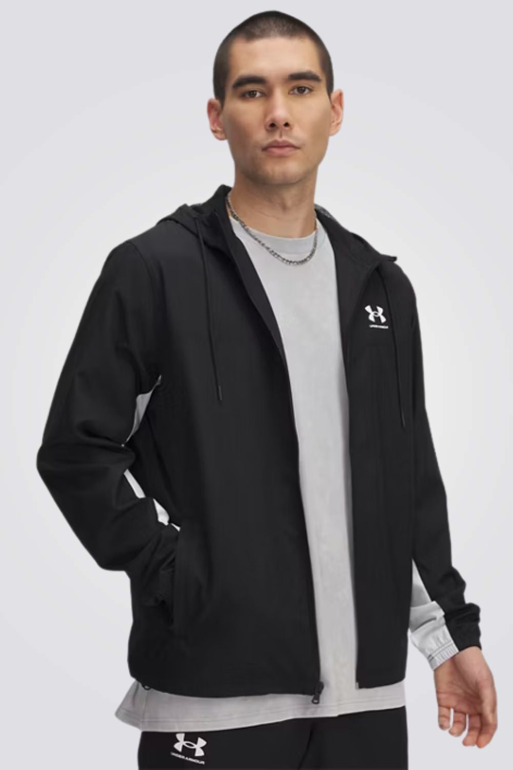 ג'קט עם קפוצ'ון לגברים בצבע שחור 
