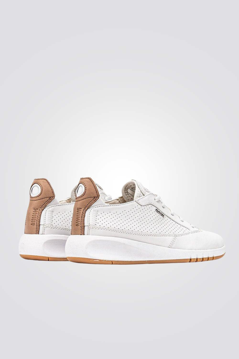 נעליים שטוחות Aerantis לנשים