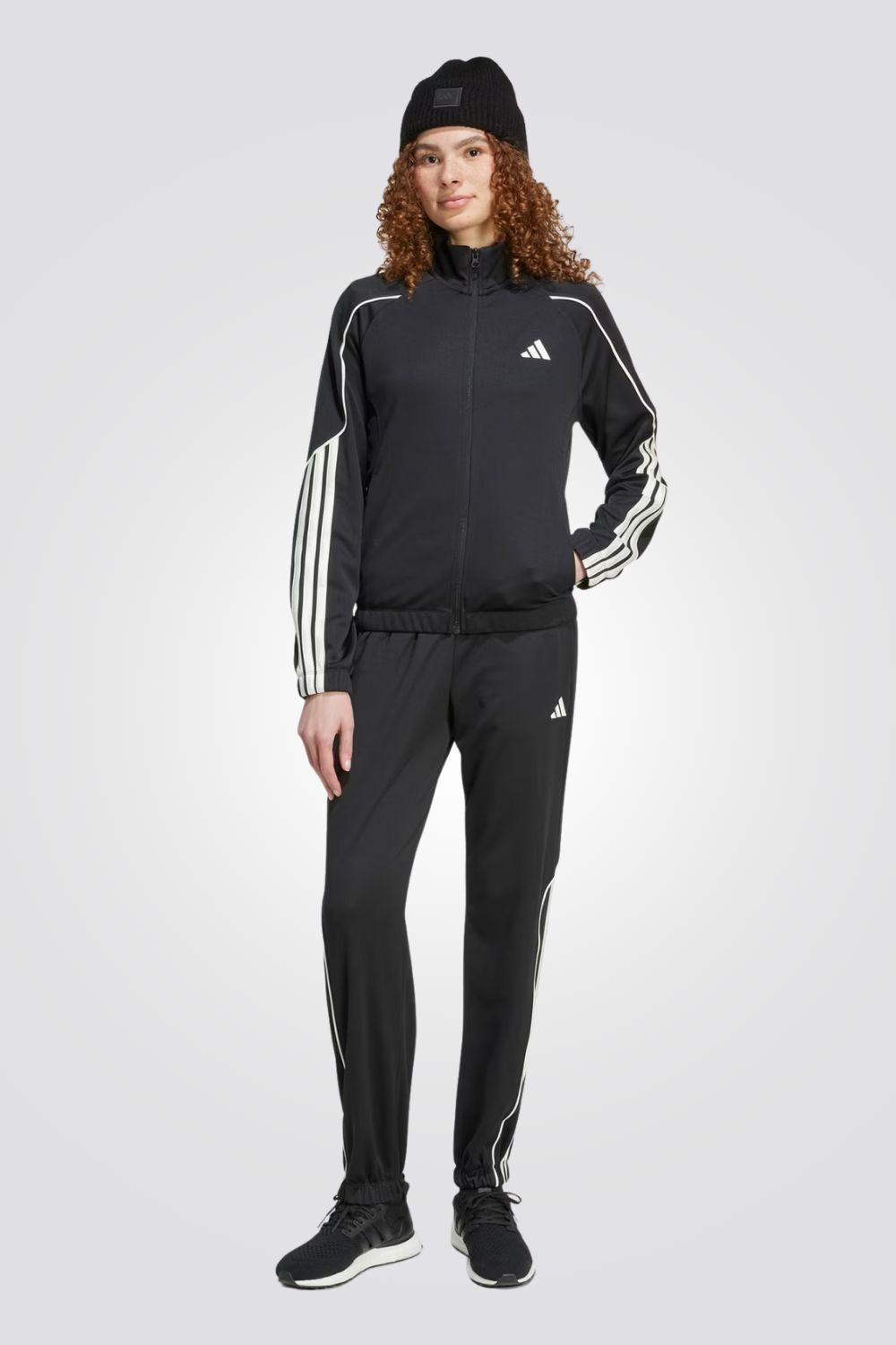 חליפת אימון לנשים