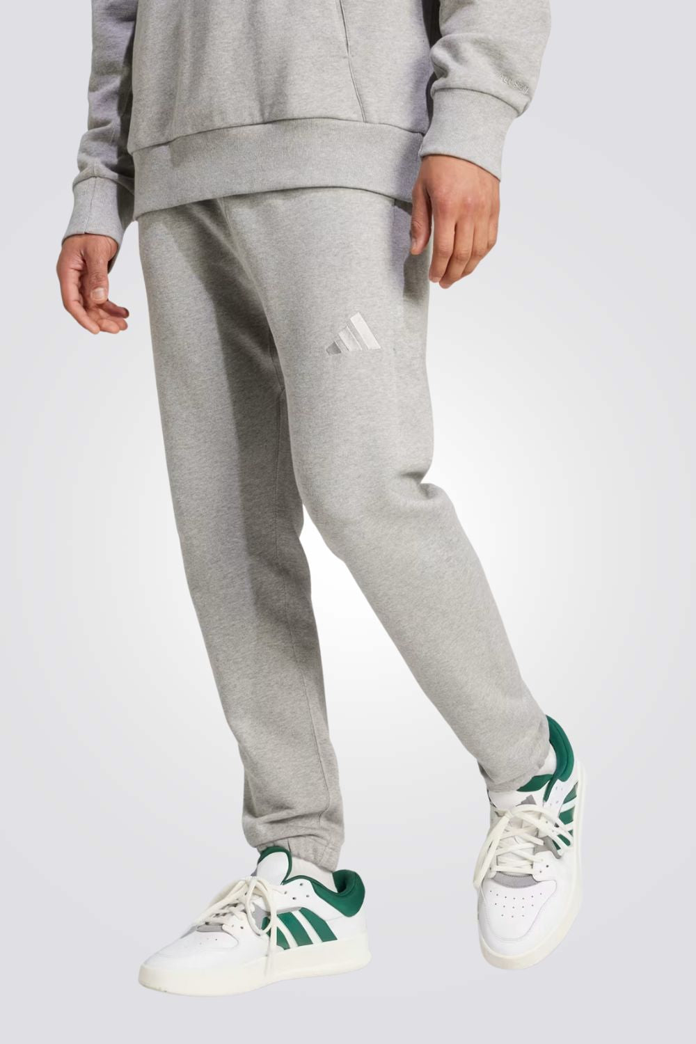 מכנסי טרנינג לגברים בצבע אפור