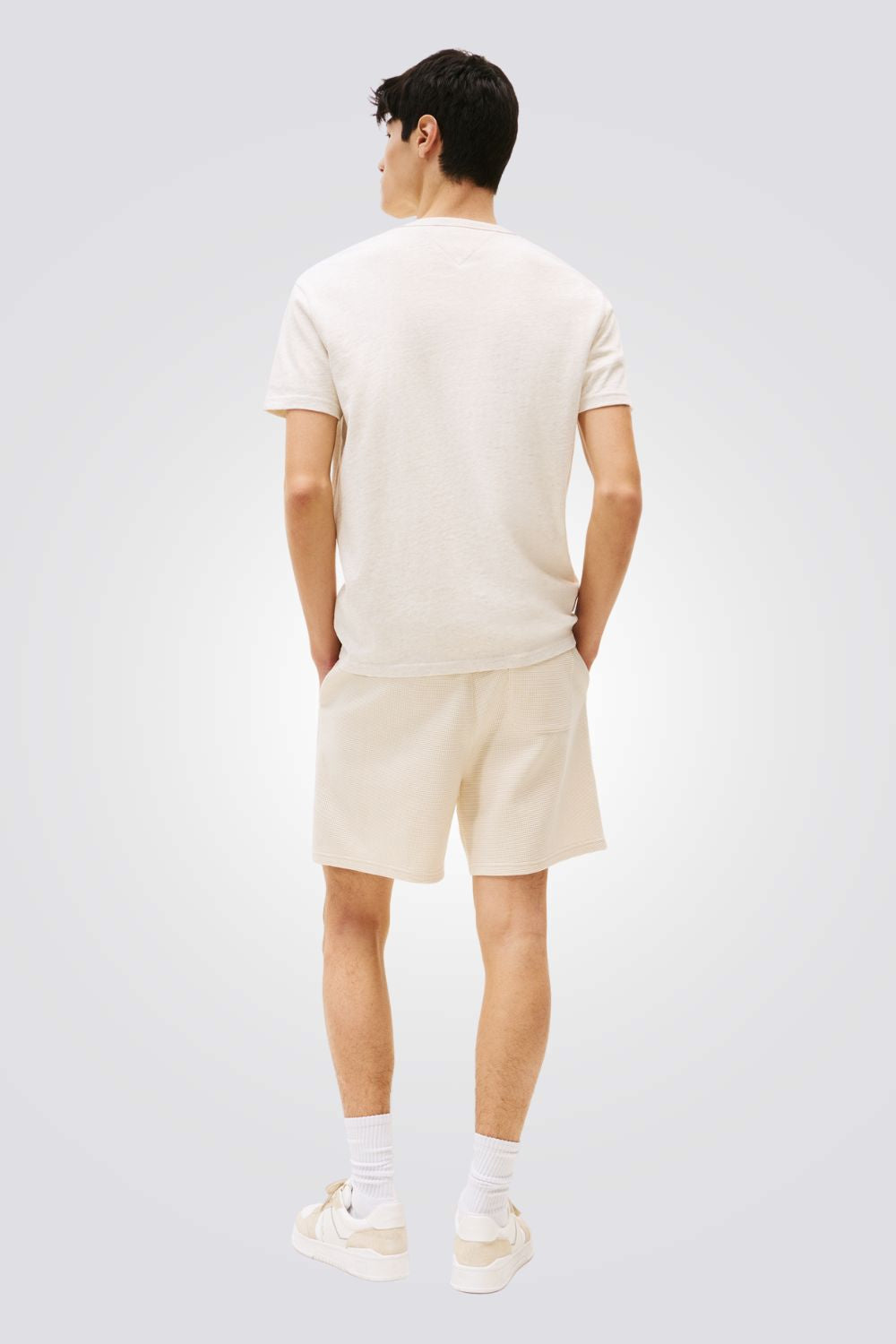 חולצת טישרט לגברים