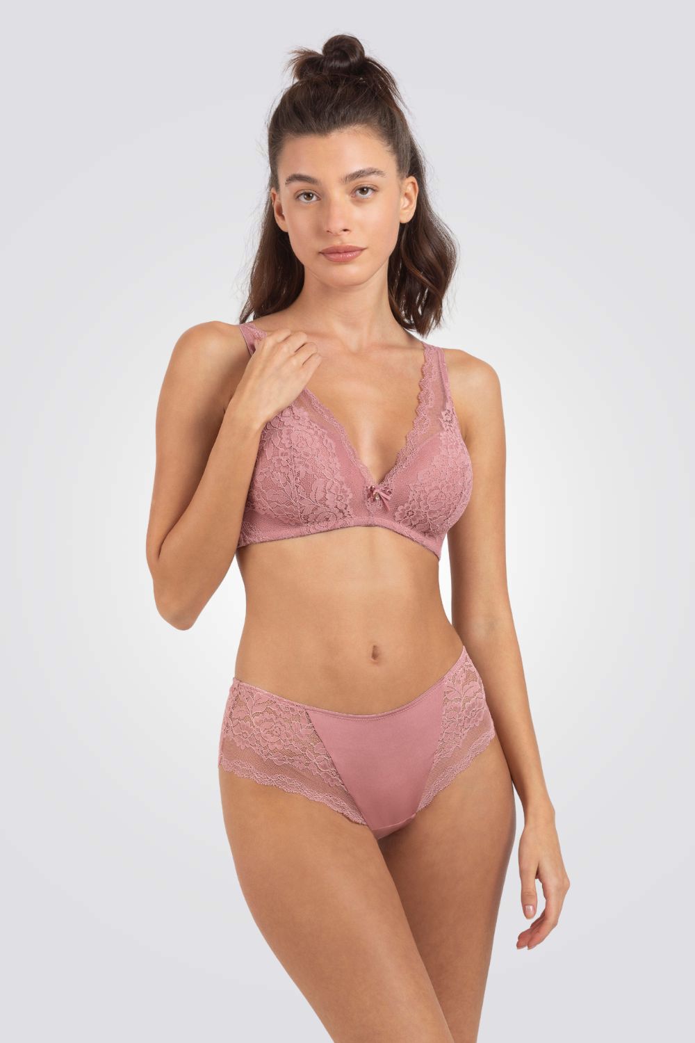 חזיית סימלס מרופדת ללא ברזלים | פמינה