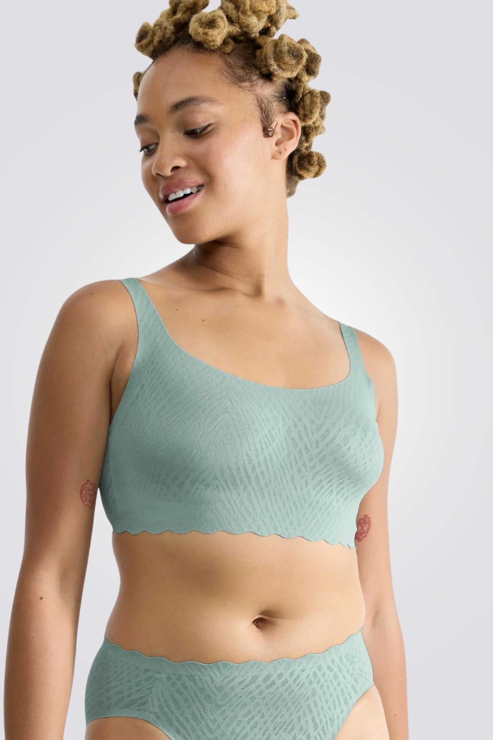 גוזייה מעוצבת לנשים