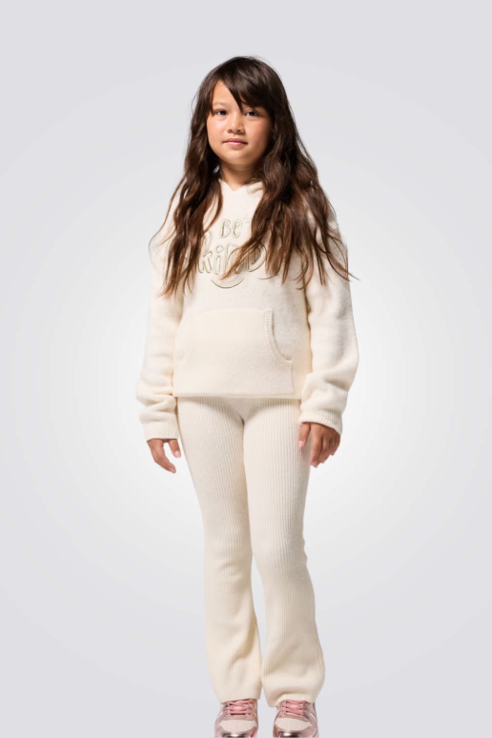 סוודר לילדות עם קפוצ'ון והדפס | אוקיידי 