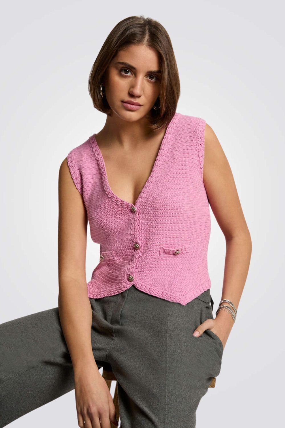 ווסט סריג בצבע ורוד