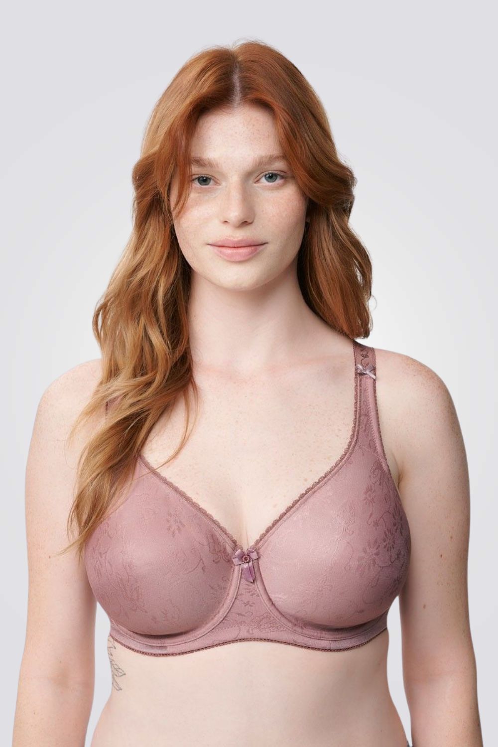 חזיית מינימייזר ללא ריפוד עם ברזלים | פמינה