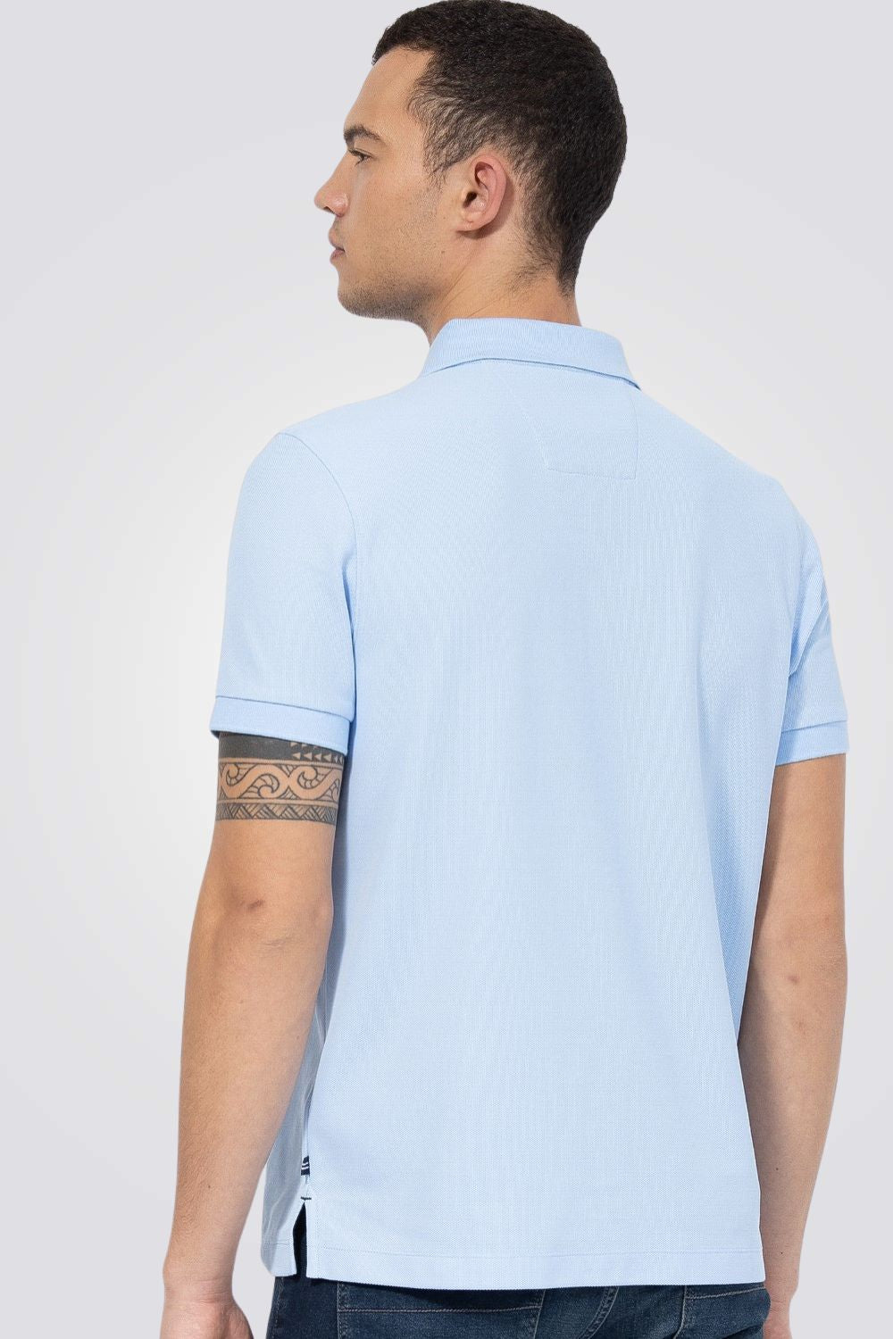 פולו SLIM FIT מנדף זיעה תכלת 