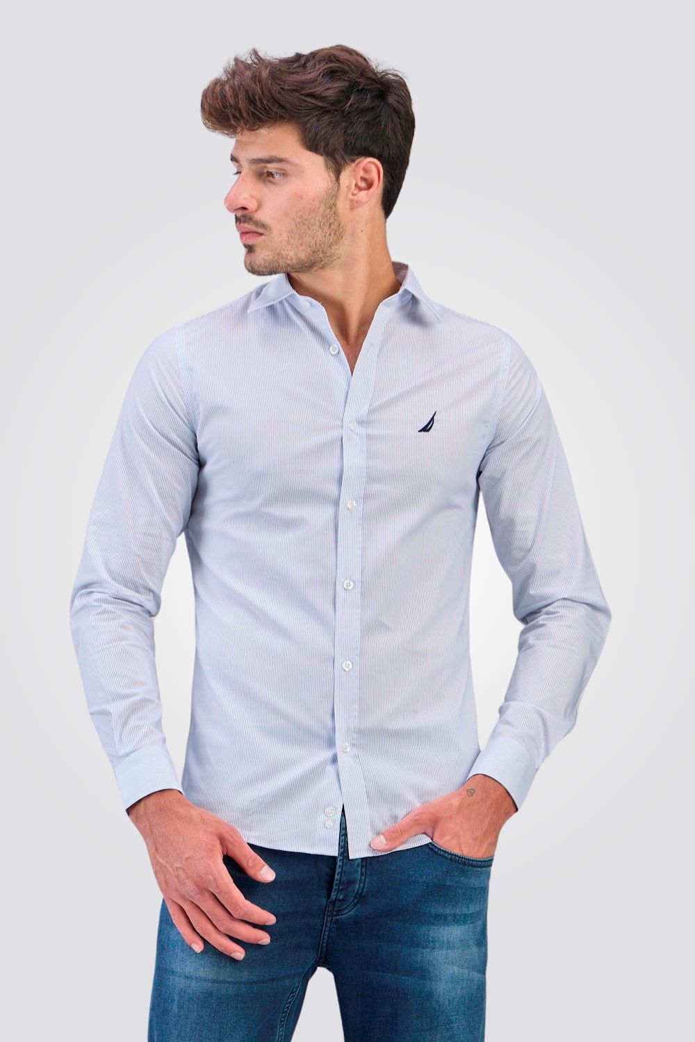 מכופתרת TAILORED FIT תכלת