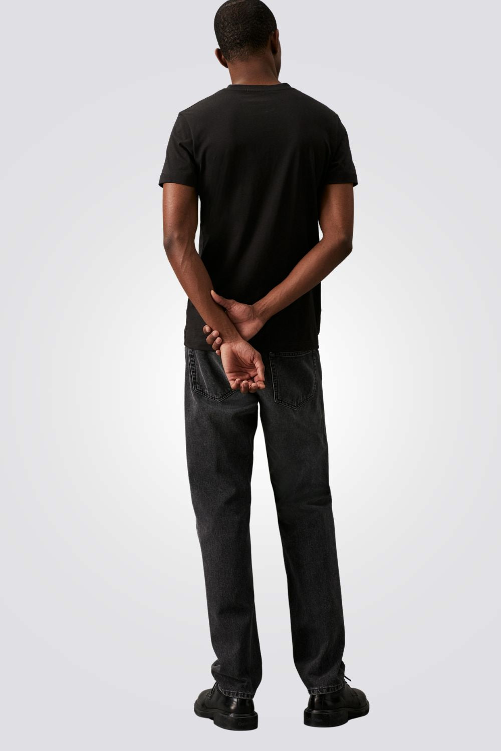 חולצת טישרט לגברים