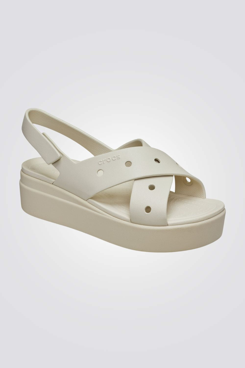 סנדלי פלטפורמה רצועות מוצלבות לנשים Brooklyn 4U Cross Strap Sandal | קרוקס