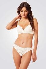 חזייה כתפיות כפולות בצבע קרם