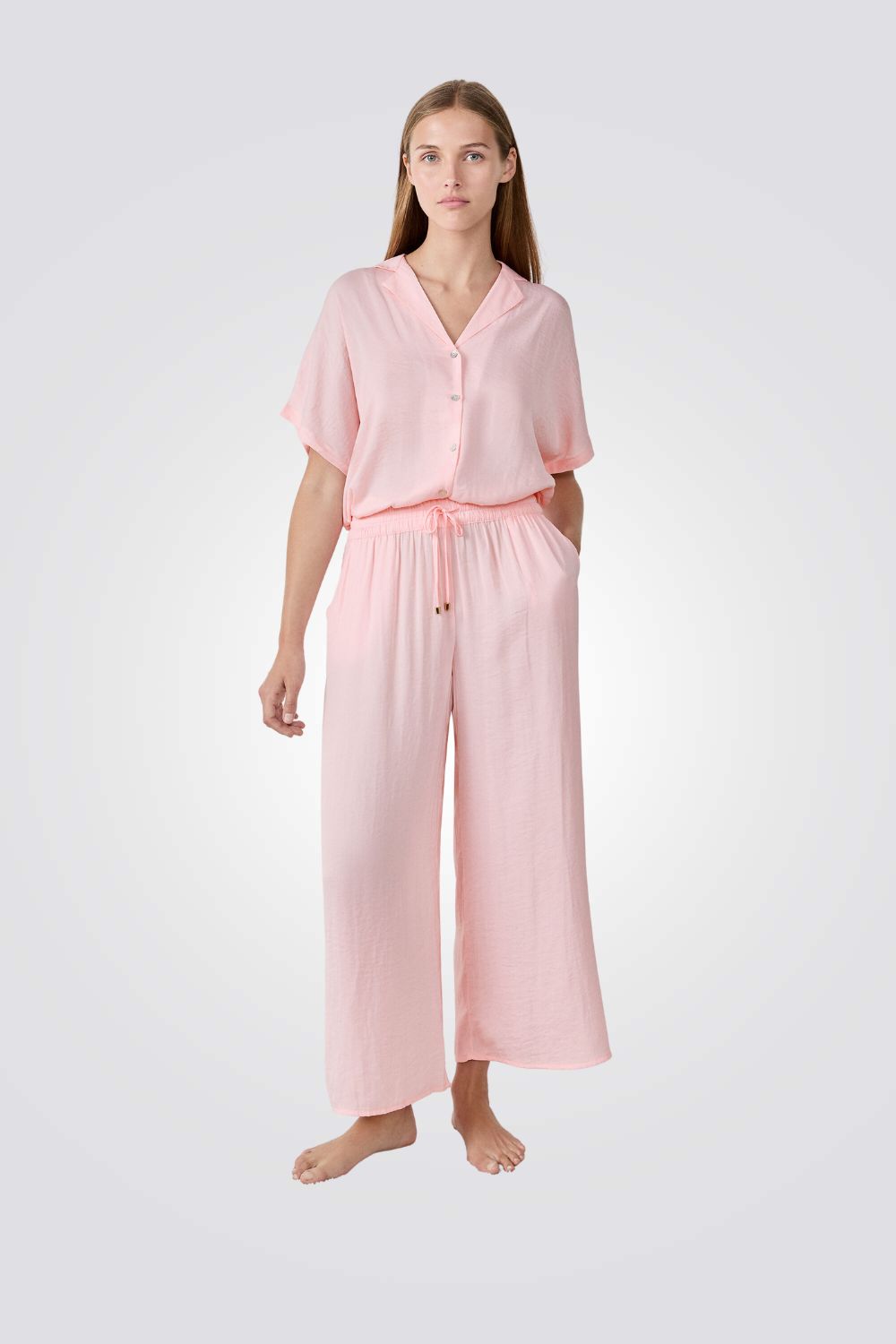 מכנסיים 7/8 בסגנון נועז ומודרני | איתם