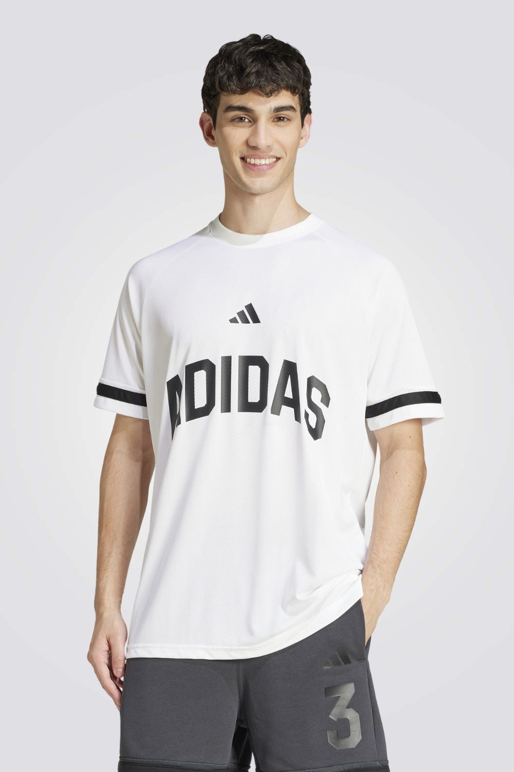 חולצת טריקו Seasonal Essentials US לגברים 