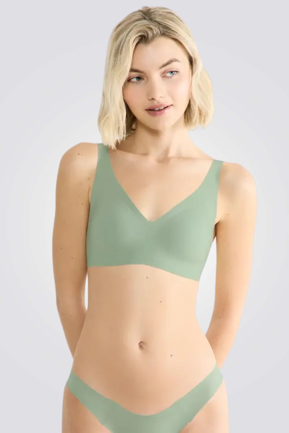 חזיית מיקרופייבר אולטרה-דק ללא ברזלים | סלוגי