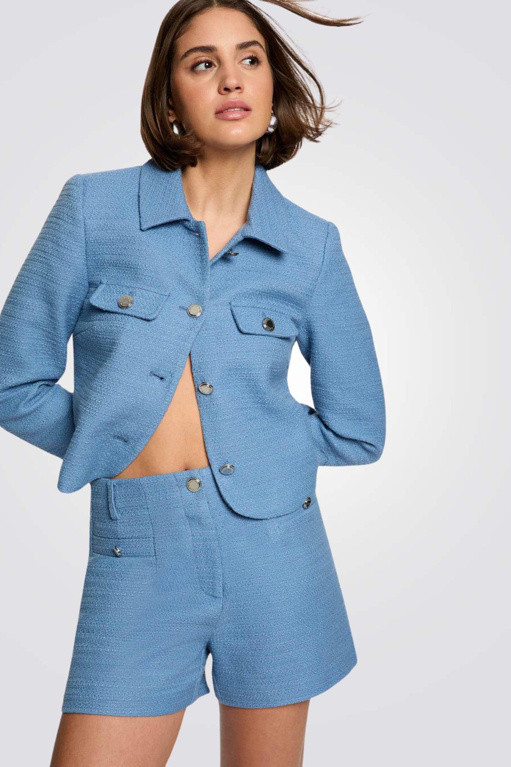 ג'קט במראה טוויד בצבע כחול בהיר