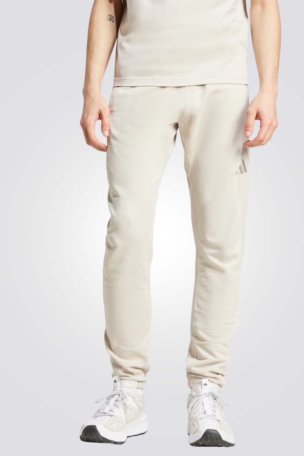 מכנסי טרנינג לגברים בצבע בז'