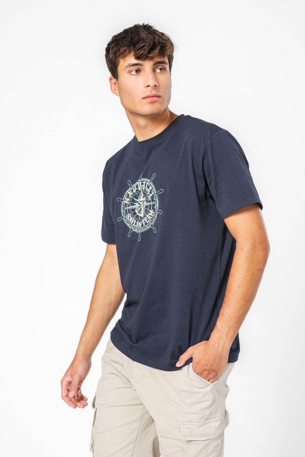 טישירט קצרה לגברים