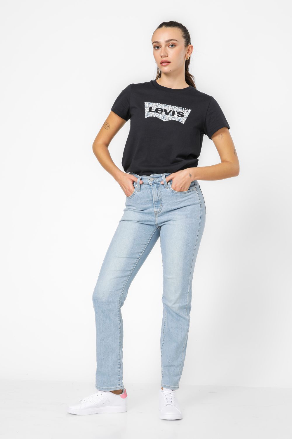 מכנסי ג'ינס 724 Slim Straight בצבע light indigo