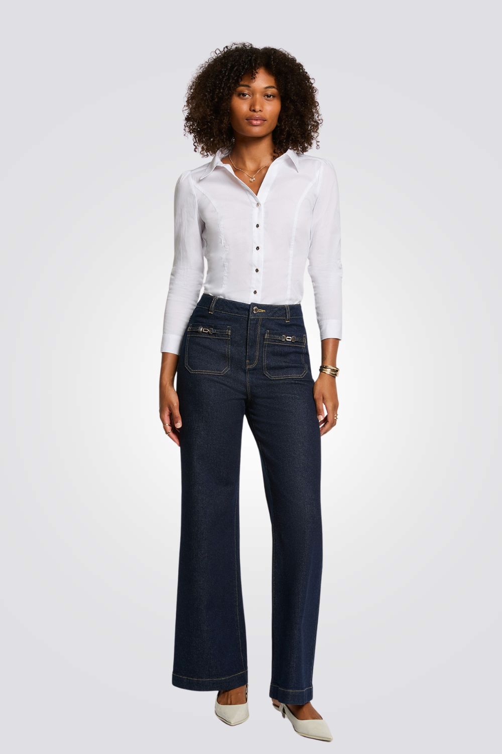 חולצה מכופתרת לנשים בצבע לבן | מורגן 
