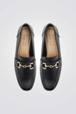 נעלי מוקסין לנשים בצבע שחור