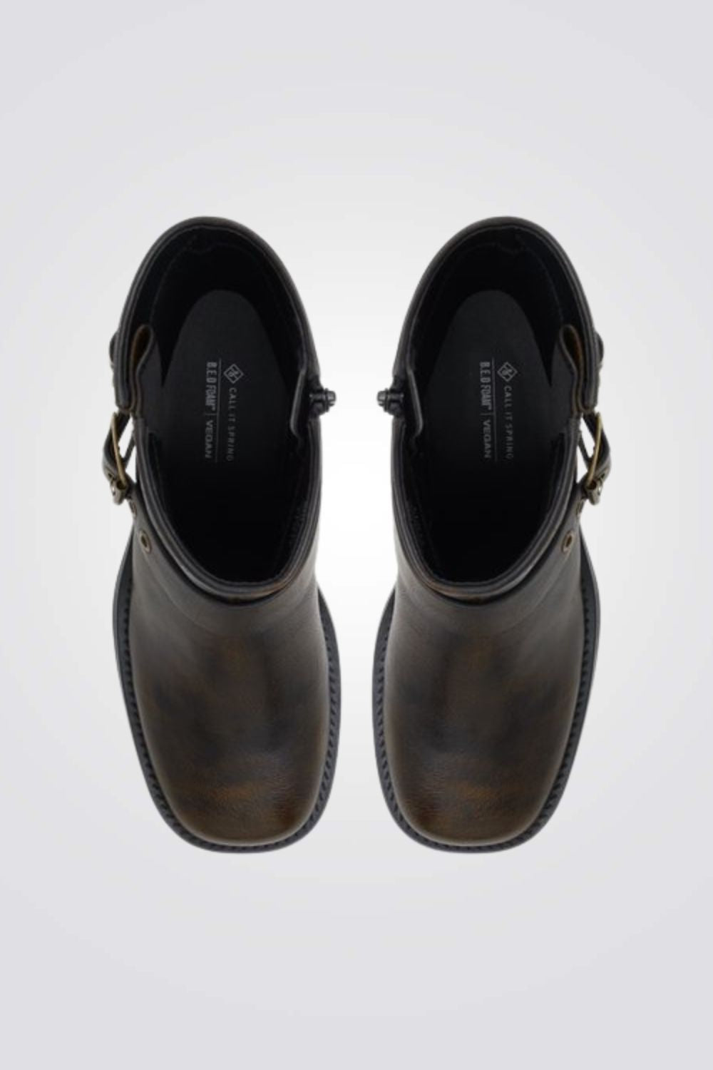 מגפיים בשילוב אבזם בצבע חום