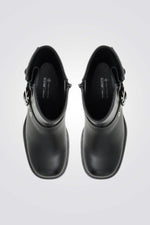 מגפיים בשילוב אבזם בצבע שחור