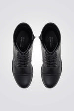 מגפיים דמוי עור לנשים בצבע שחור