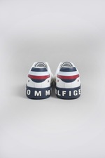 נעלי סניקרס לגברים בצבע לבן | טומי הילפיגר 