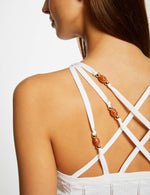 גופיית סריג עם רצועות מוצלבות בצבע לבן - MASHBIR//365