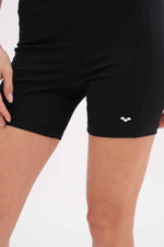 טייץ שחייה קצר לנשים בצבע שחור - MASHBIR//365