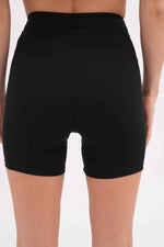 טייץ שחייה קצר לנשים בצבע שחור - MASHBIR//365