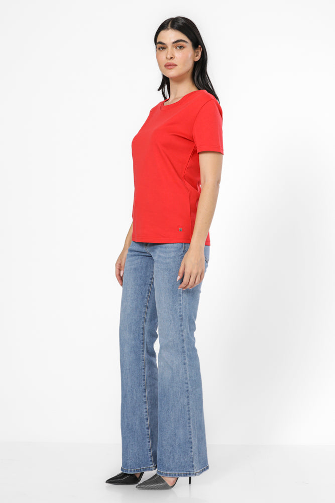 טישירט ניקי צווארון קונטרסטי בצבע אדום