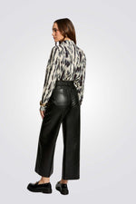 חולצה מכופתרת בהדפס