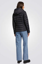 מעיל מרופד עם קפוצ'ון בצבע שחור