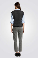 ווסט סריג בצבע אפור כהה