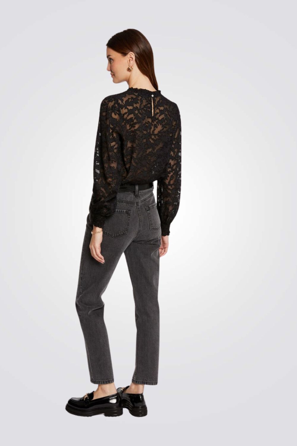 מכנסי ג'ינס גזרה ישרה עם עיטורים 