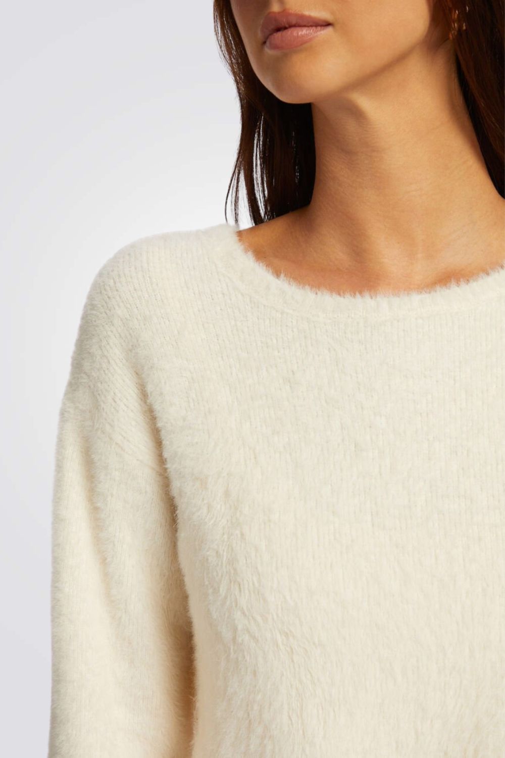 שמלת סריג מידי בצבע שמנת