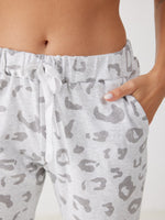 פיג'מה ארוכה בעיצוב הדפס מנומר לנשים | בוניטה דה מאס