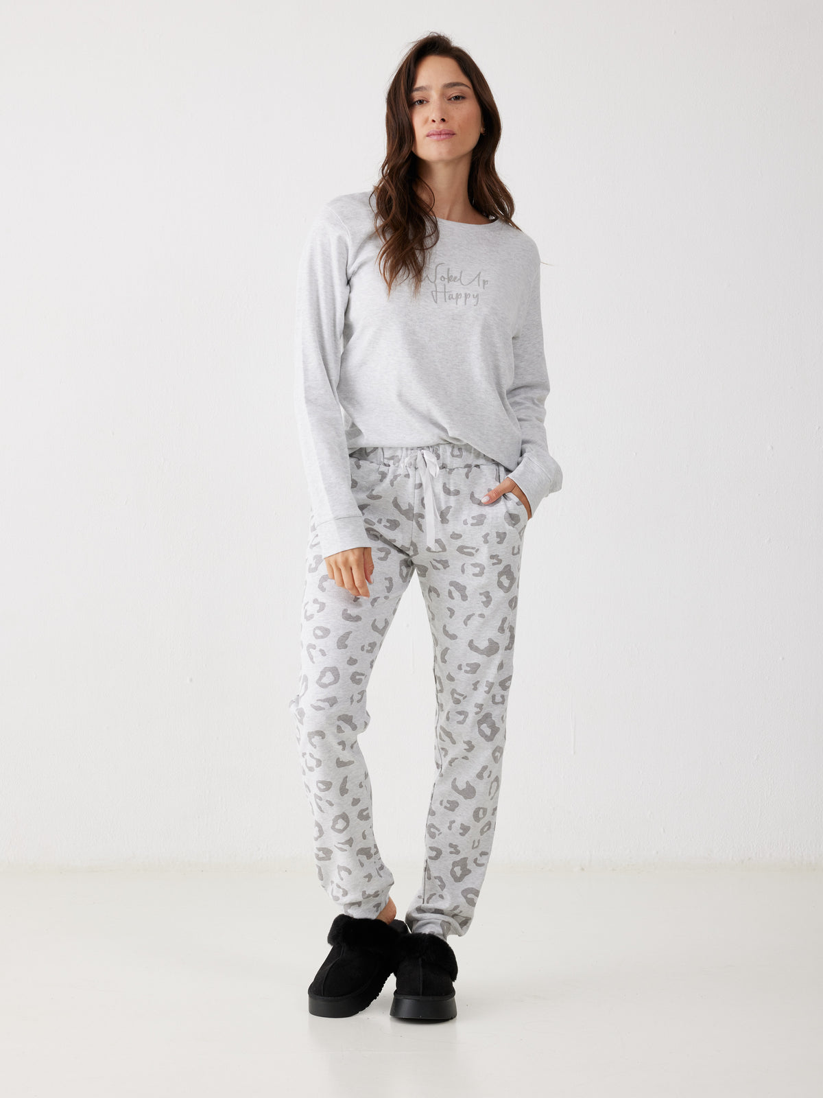 פיג'מה ארוכה בעיצוב הדפס מנומר לנשים | בוניטה דה מאס