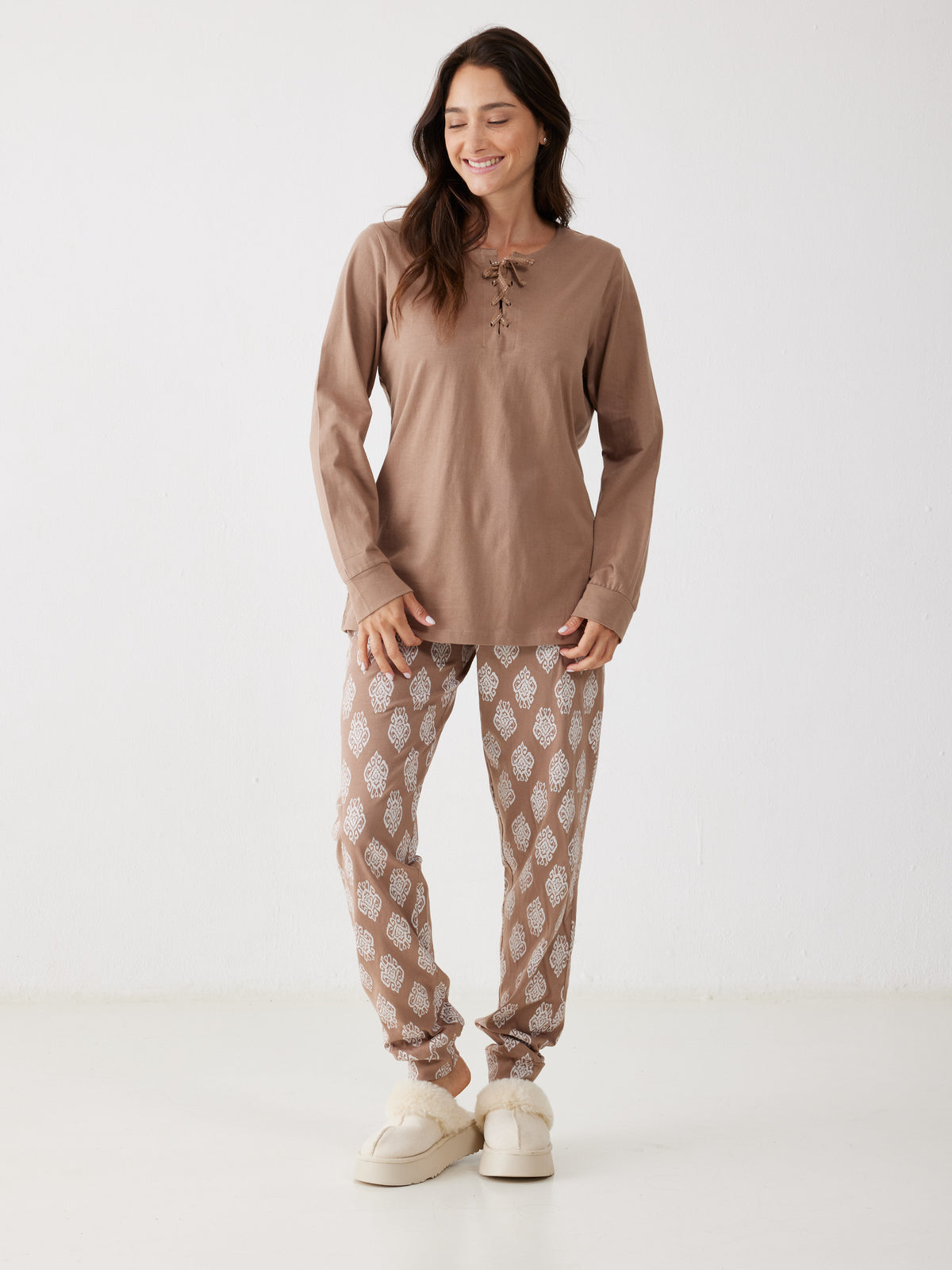 פיג'מה בעיצוב שרוכים והדפס | בוניטה דה מאס