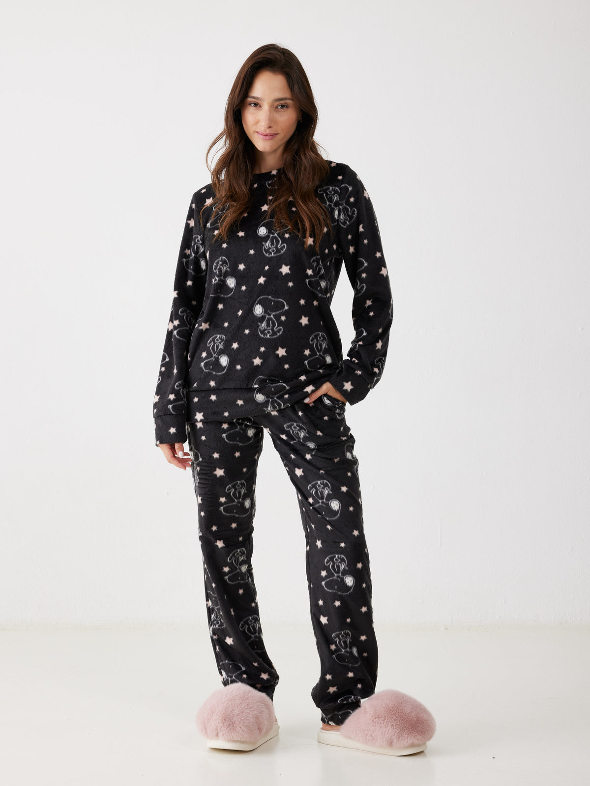 פיג'מת סנופי קטיפה לנשים | בוניטה דה מאס