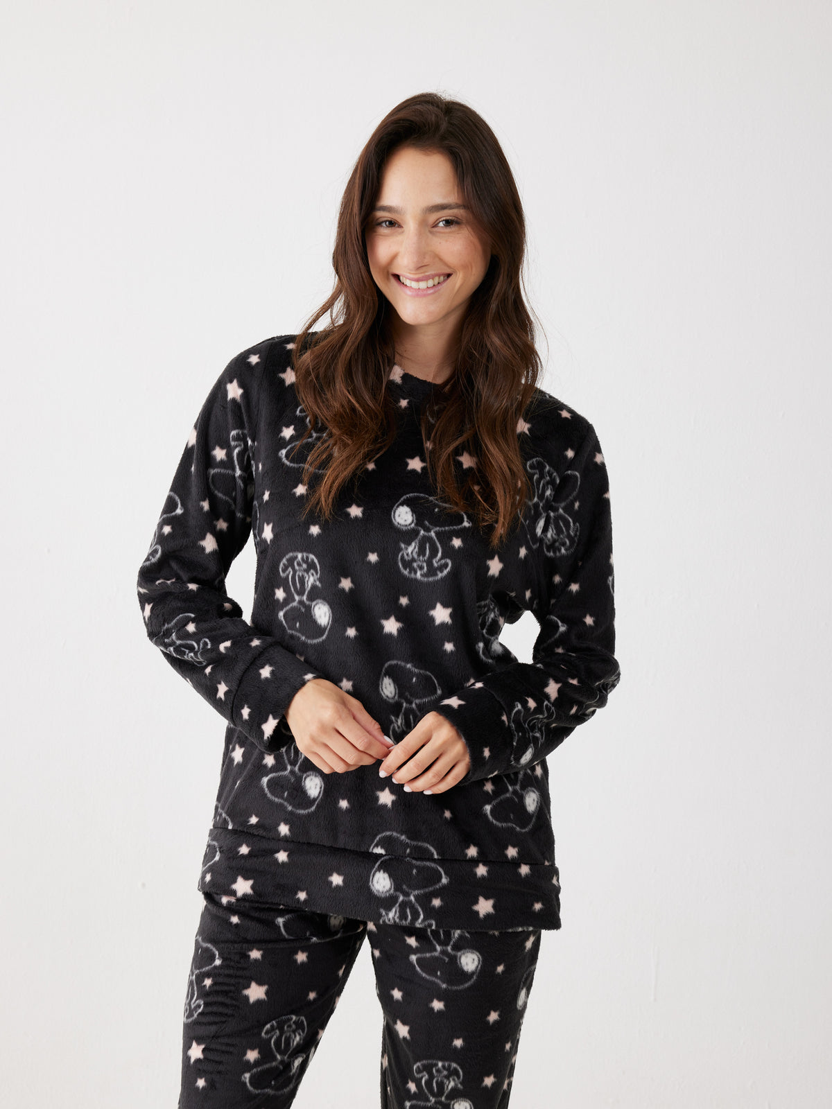 פיג'מת סנופי קטיפה לנשים | בוניטה דה מאס