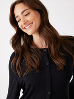 פיג'מה מכופתרת ארוכה בעיצוב עדין | טהבד