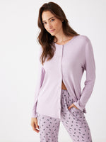 פיג'מה מכופתרת ארוכה בעיצוב עדין | טהבד