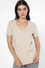 טישירט ניקי צווארון קונטרסטי בצבע בז'