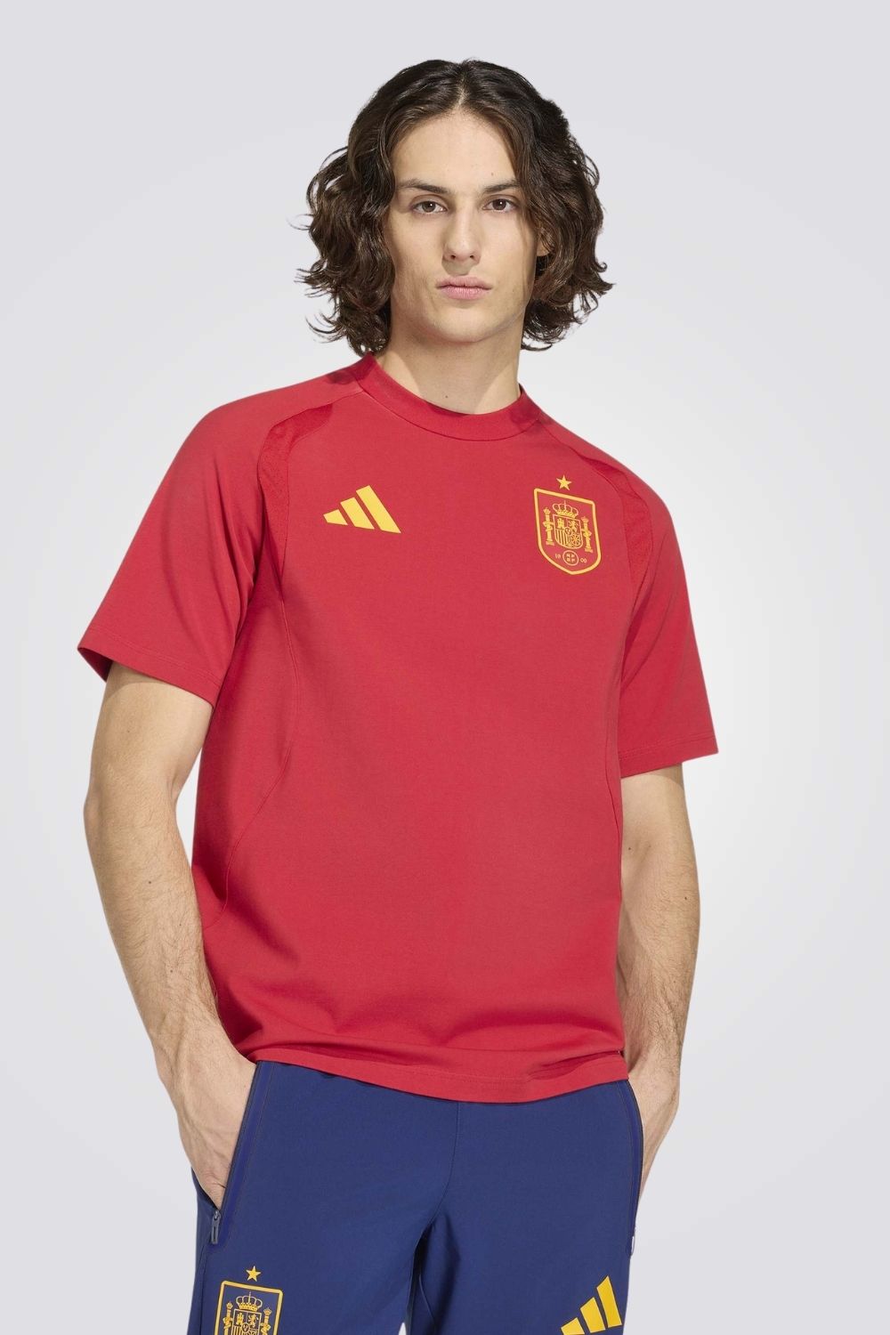 חולצת ספורט Spain Tiro Travel Tee לגברים | אדידס