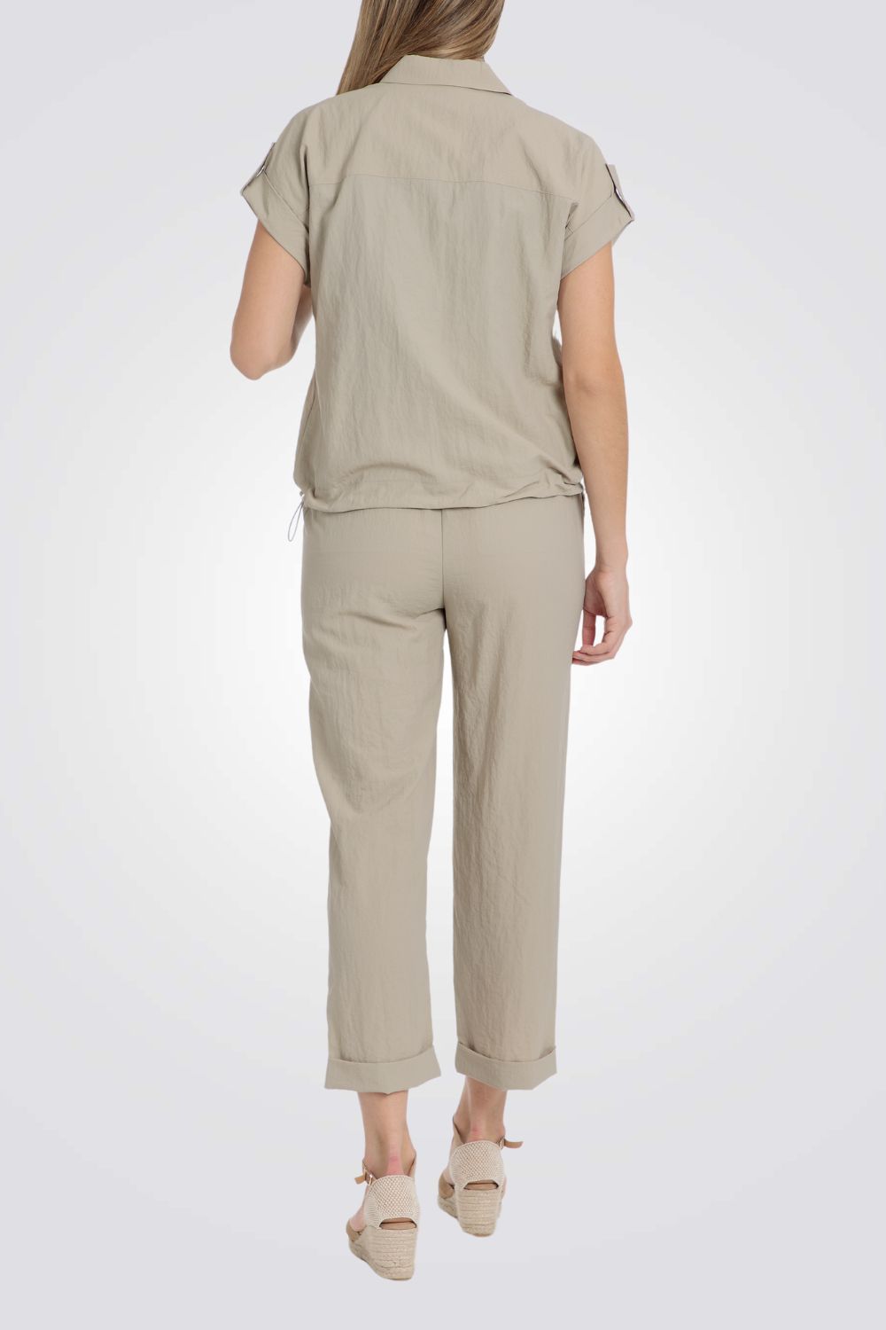 מכנסי 7/8 בצבע בז'