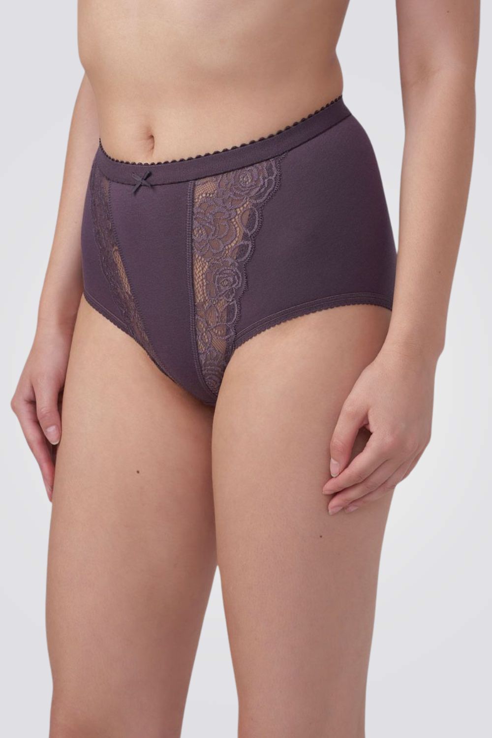 תחתוני מקסי עם תחרה עדינה | פמינה